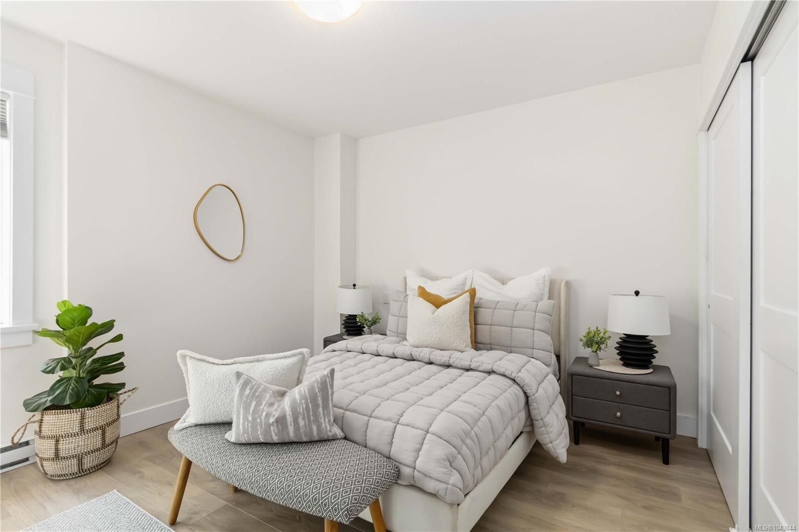 #2-949 Pembroke St, Victoria, BC