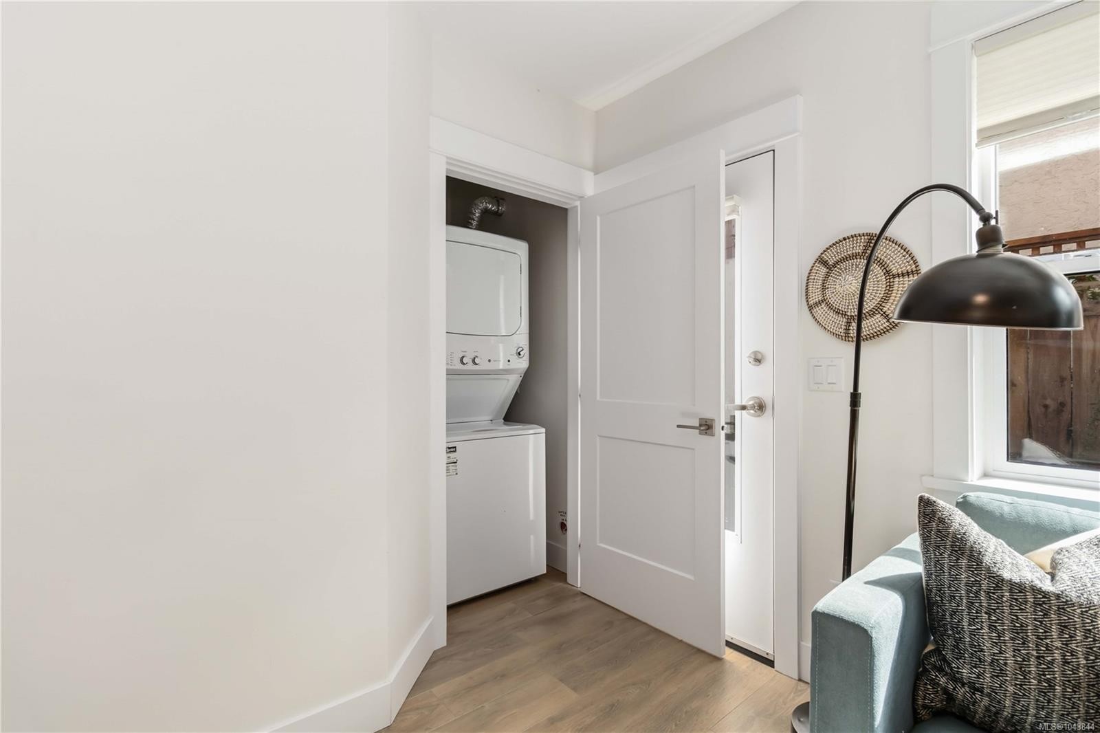 #2-949 Pembroke St, Victoria, BC