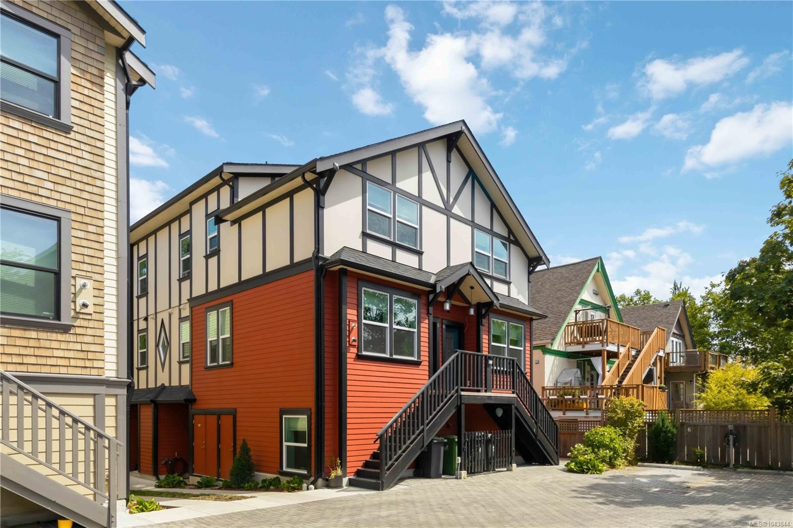 #2-949 Pembroke St, Victoria, BC