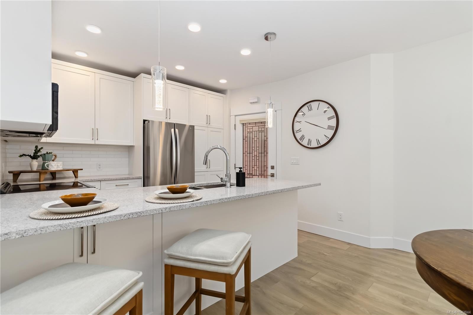 #2-949 Pembroke St, Victoria, BC