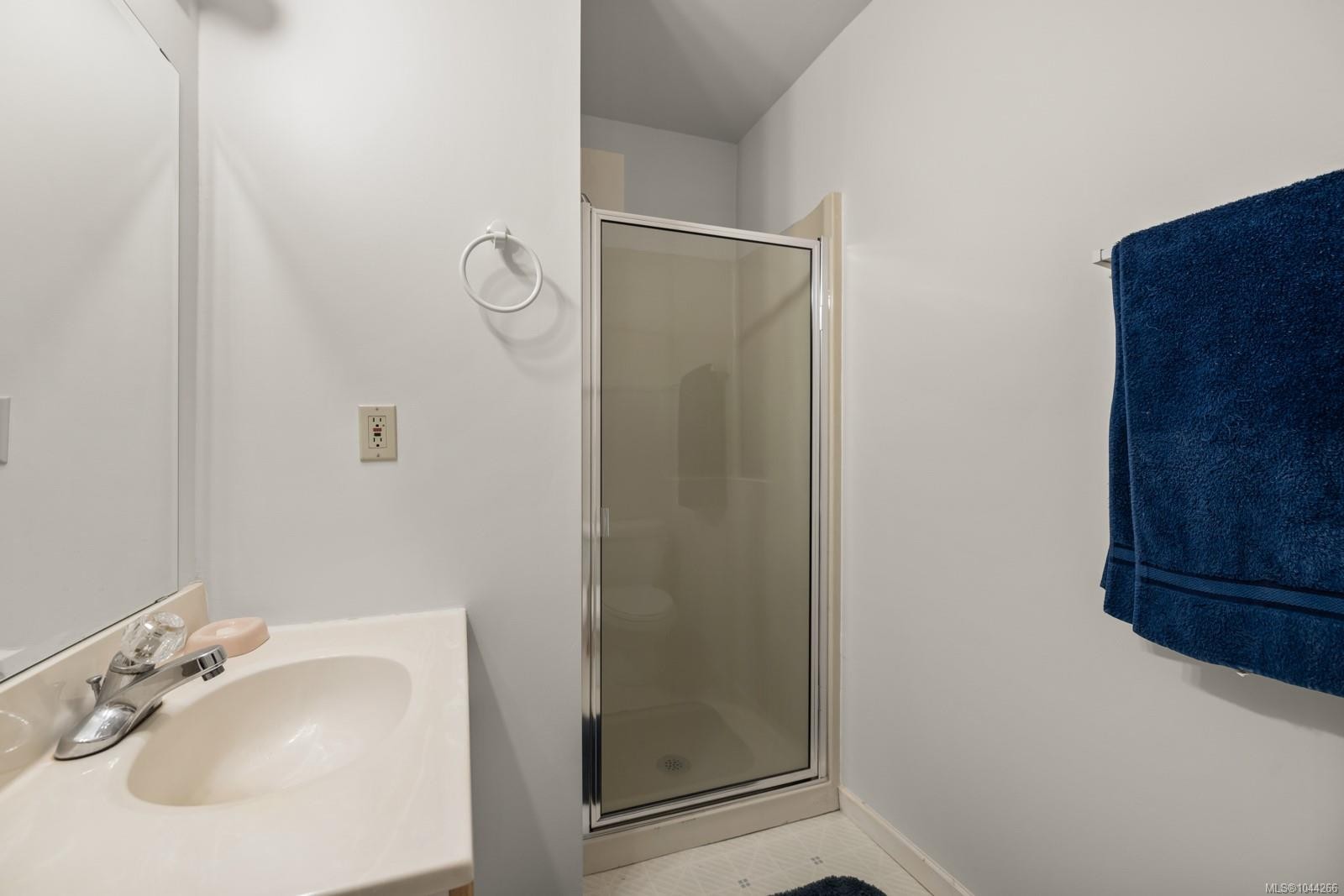 #12-930 Josephine Rd, Central Saanich, BC
