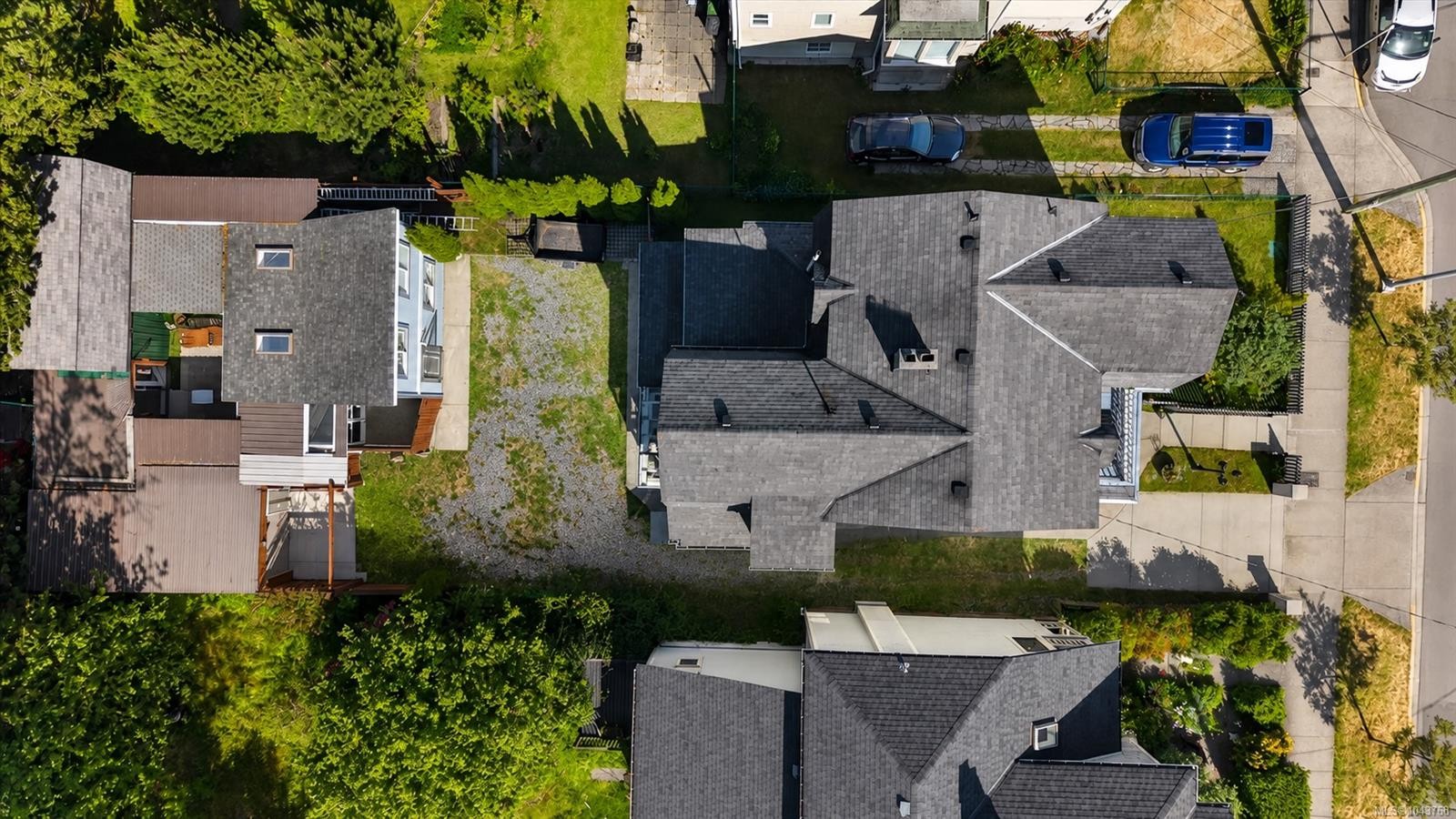 1120 Caledonia Ave, Victoria, BC