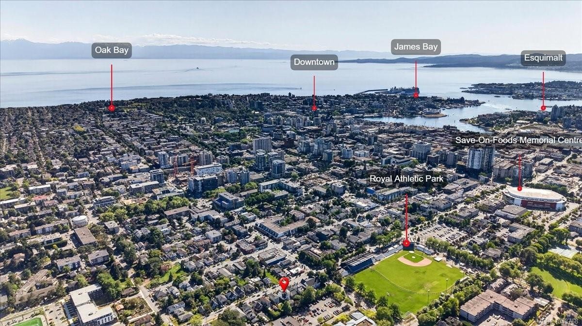 1120 Caledonia Ave, Victoria, BC
