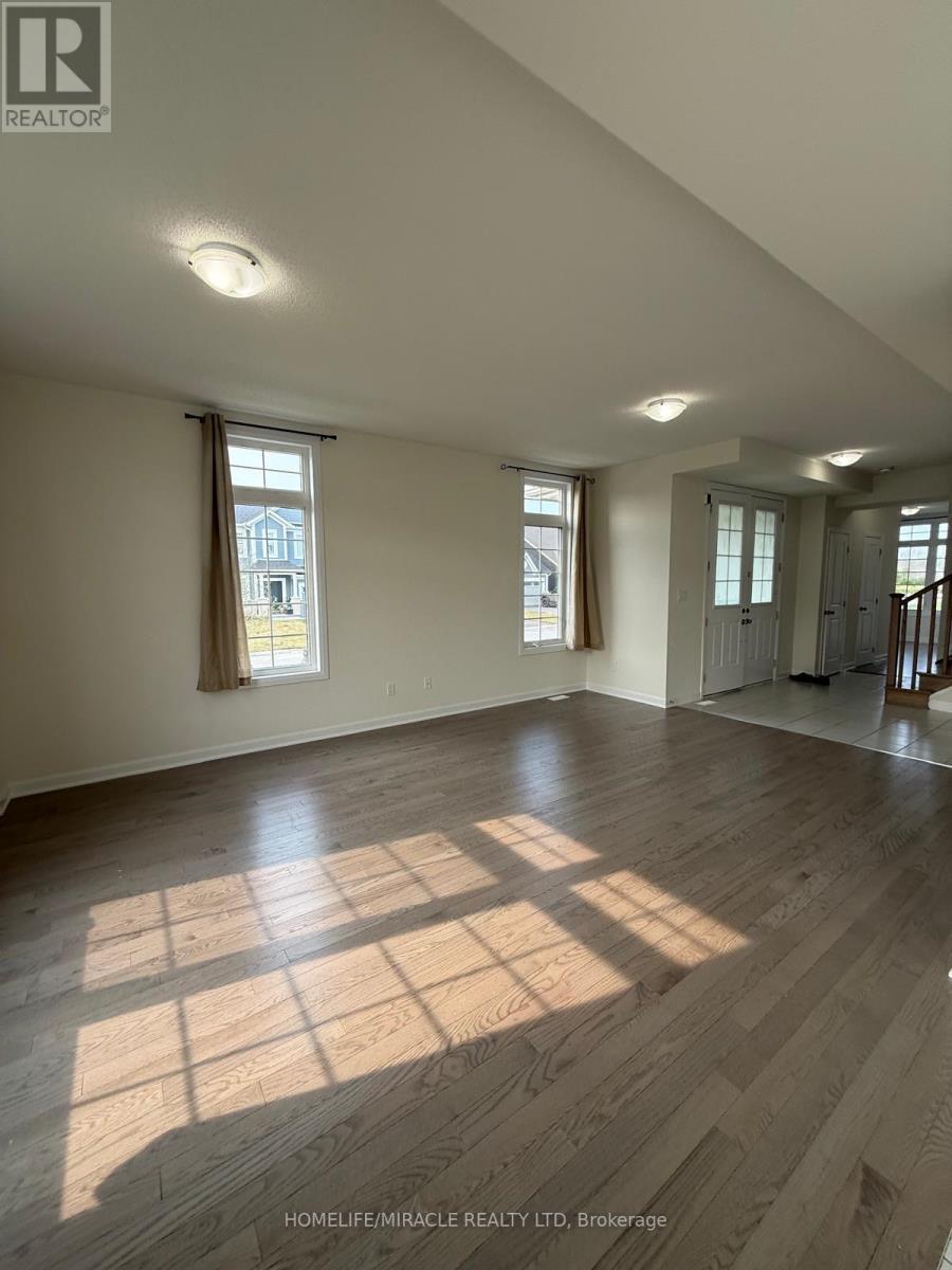 127 Oakmont Drive, Loyalist, ON - Indoor Photo Showing Other Room