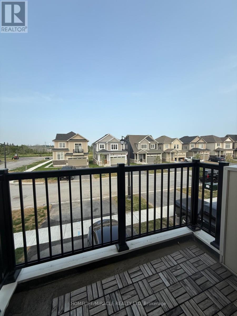 127 Oakmont Drive, Loyalist, ON - Outdoor With Balcony