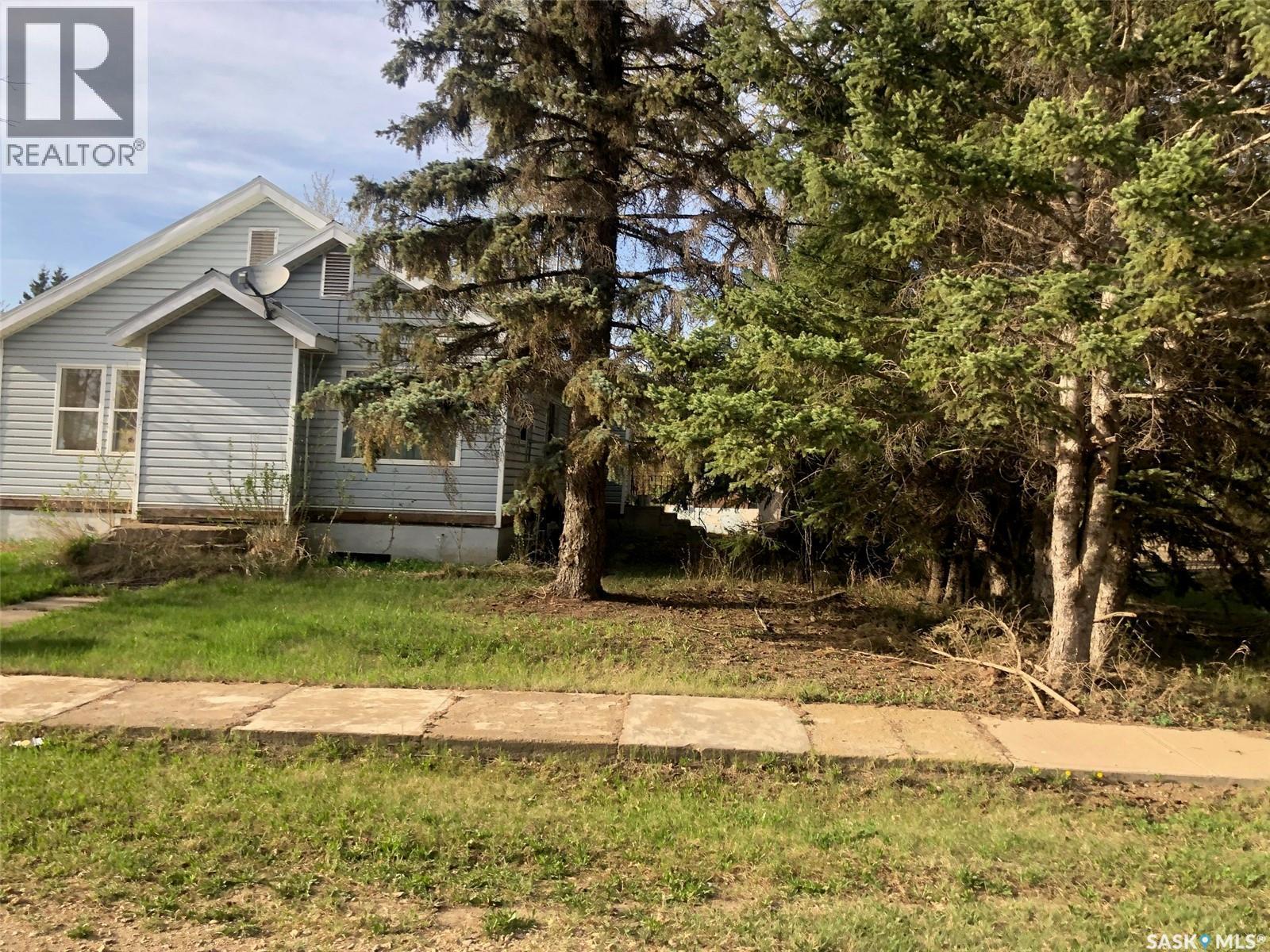 19 1St Avenue N, Hyas, SK - Outdoor