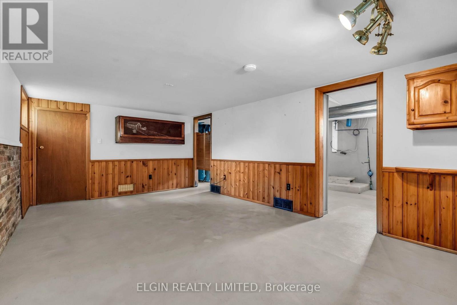 43212 Southdale Line, St. Thomas, ON - Indoor Photo Showing Other Room