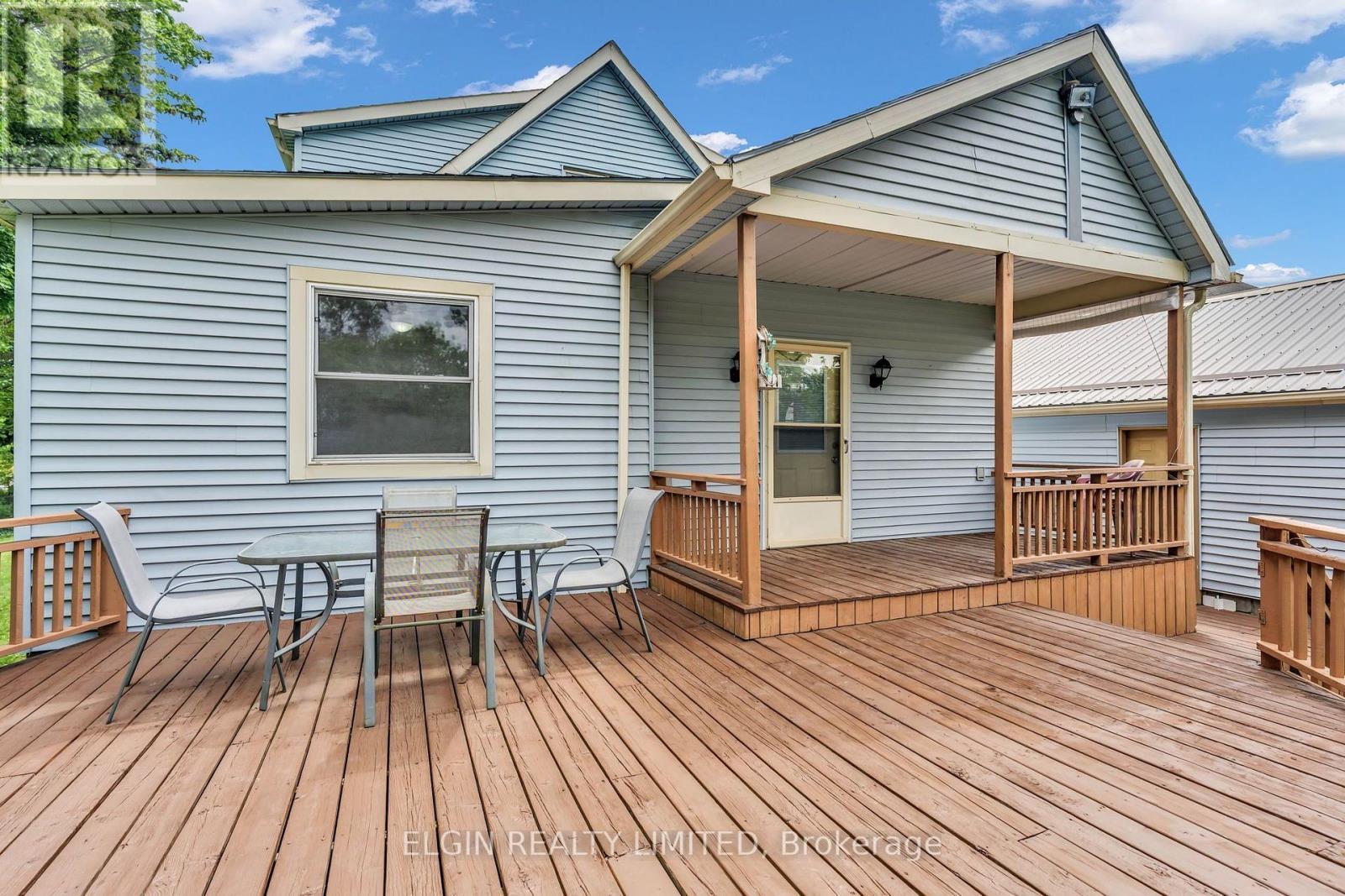 43212 Southdale Line, St. Thomas, ON - Outdoor With Deck Patio Veranda With Exterior