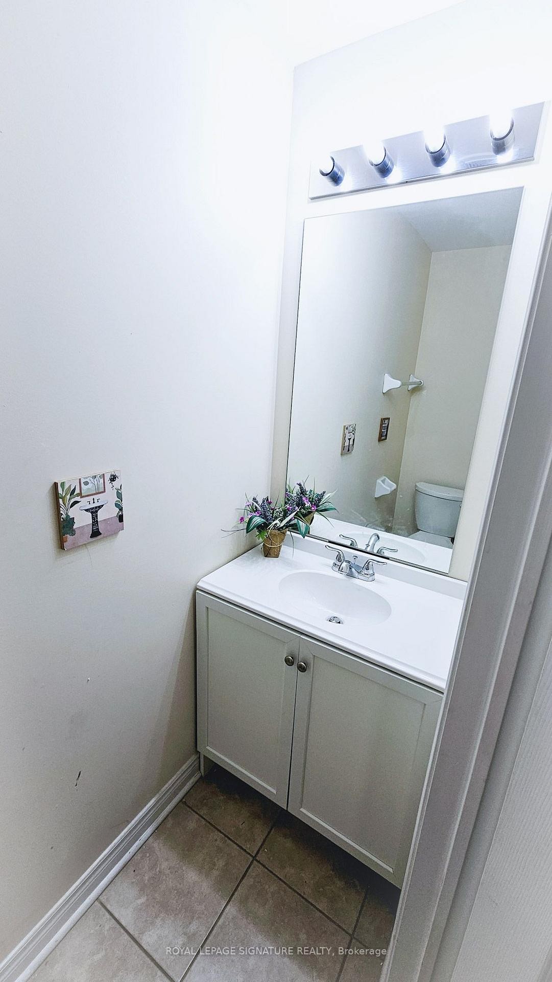 10 Keith Crescent, St. Catharines, ON - Indoor Photo Showing Bathroom