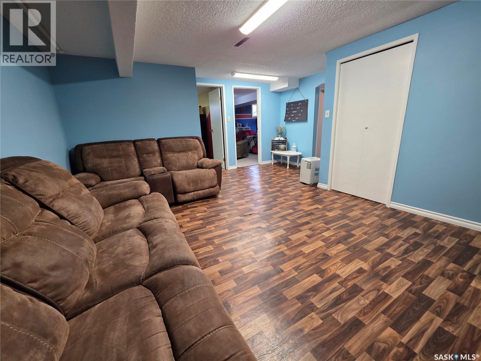 1321 Herbert Avenue, Herbert, SK