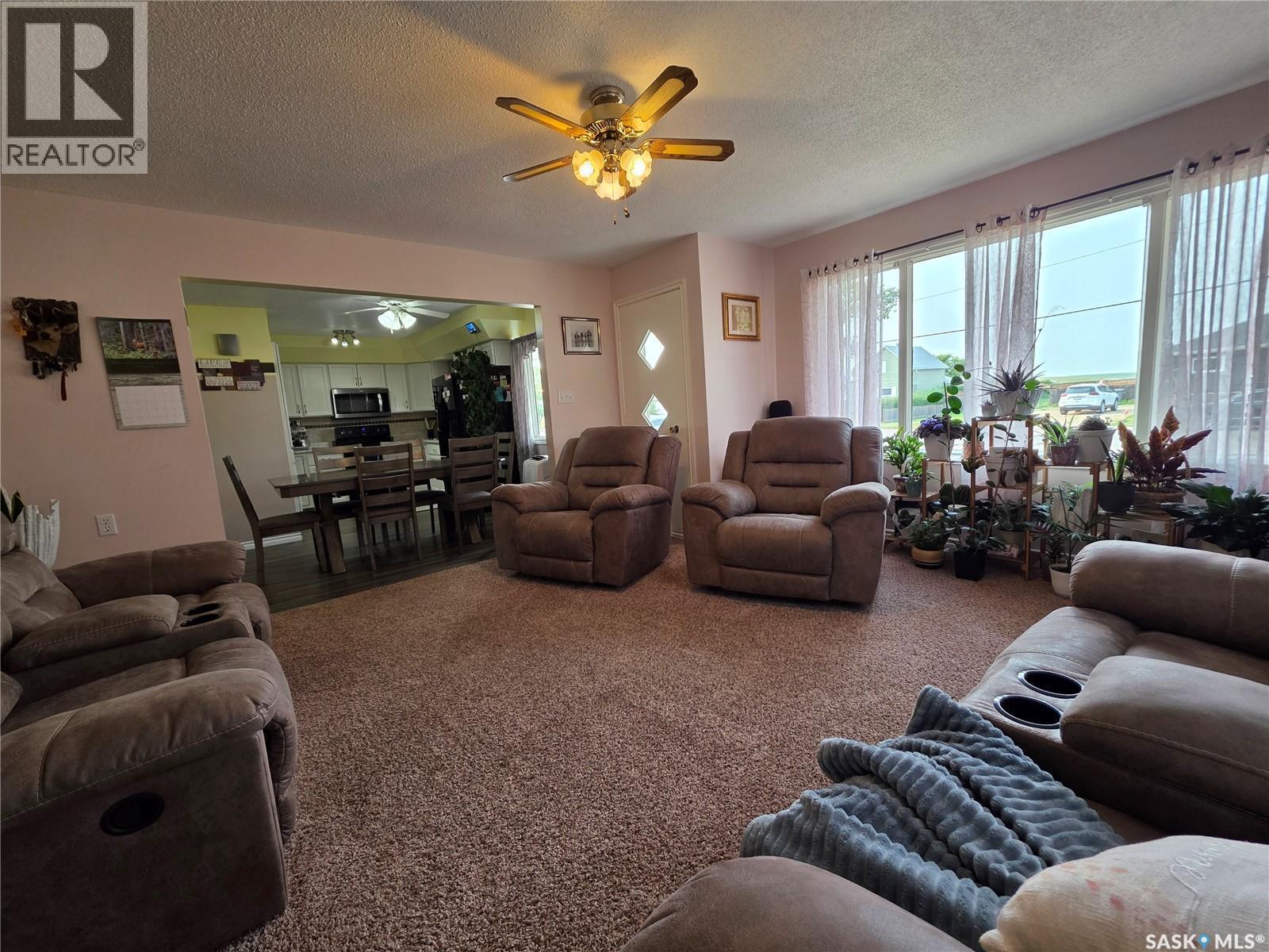 1321 Herbert Avenue, Herbert, SK