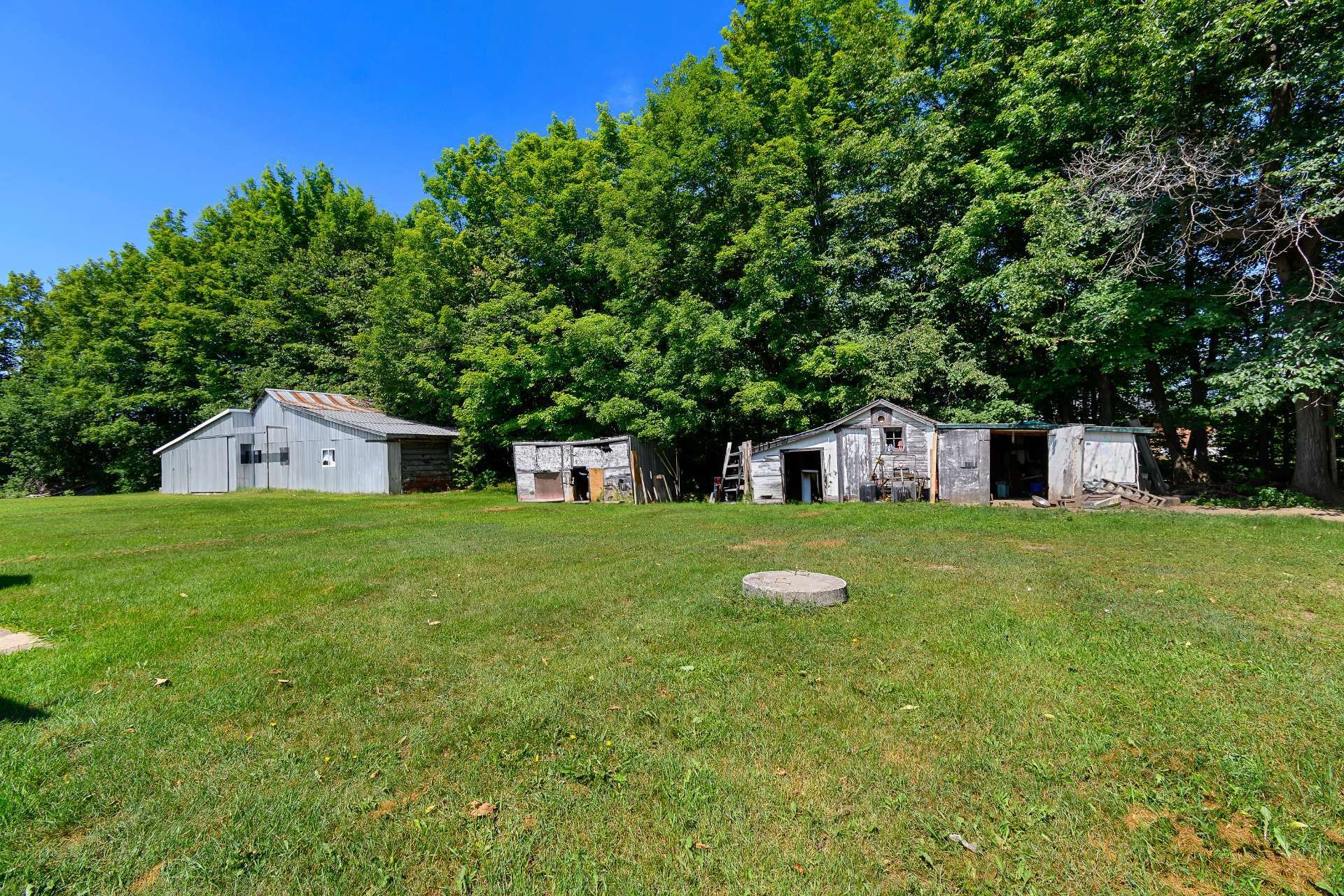 Shed - 99 Route 148, Bristol, QC - Outdoor