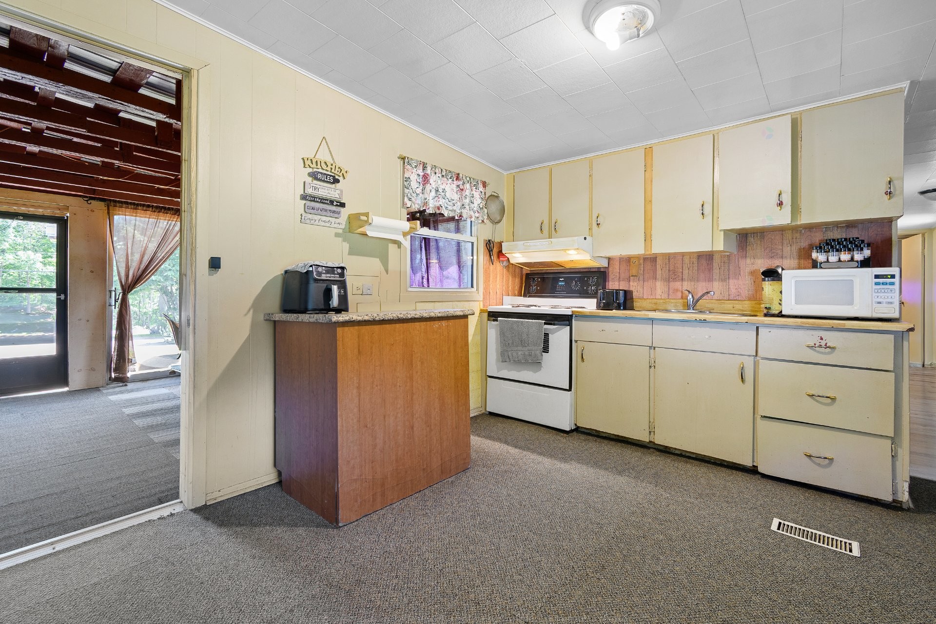 Kitchen - 99 Route 148, Bristol, QC - Indoor Photo Showing Kitchen