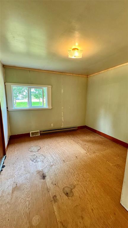 42 Third Avenue E, Oak Lake, MB