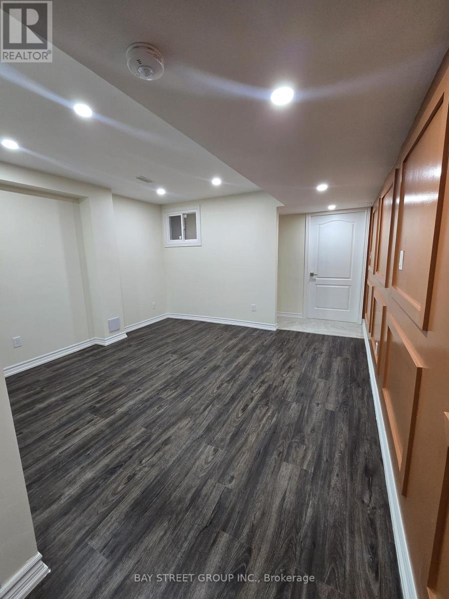 39 Decast Crescent, Markham, ON