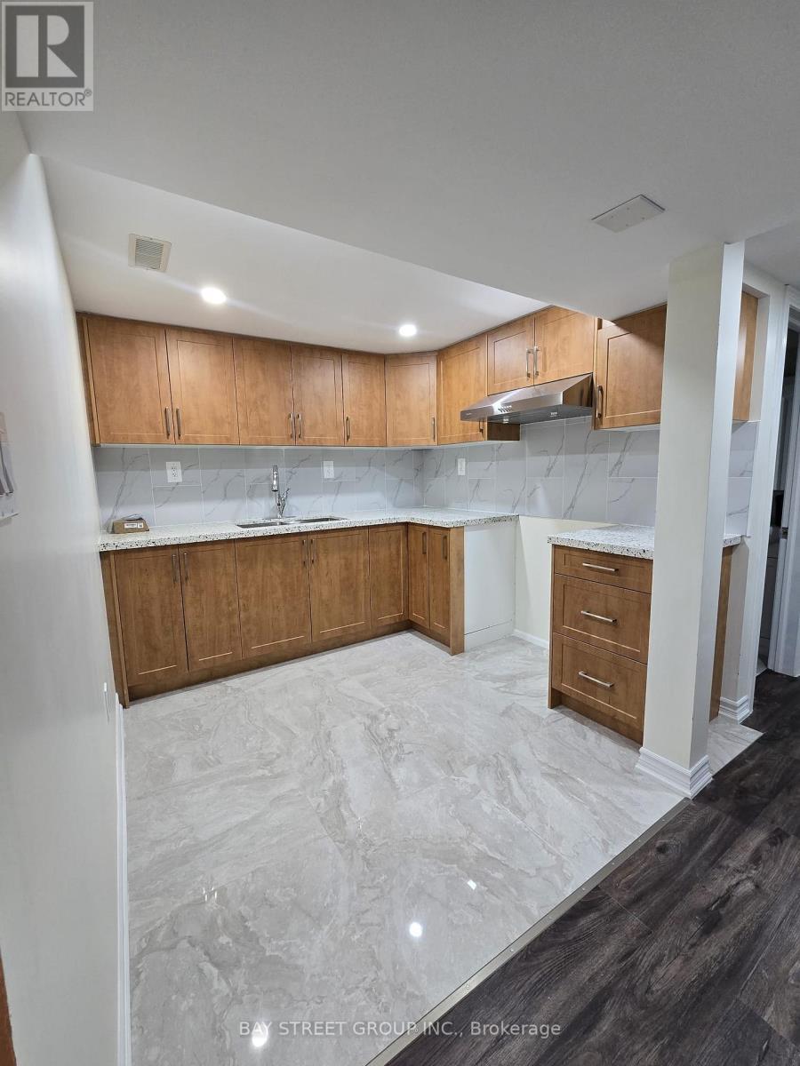 39 Decast Crescent, Markham, ON
