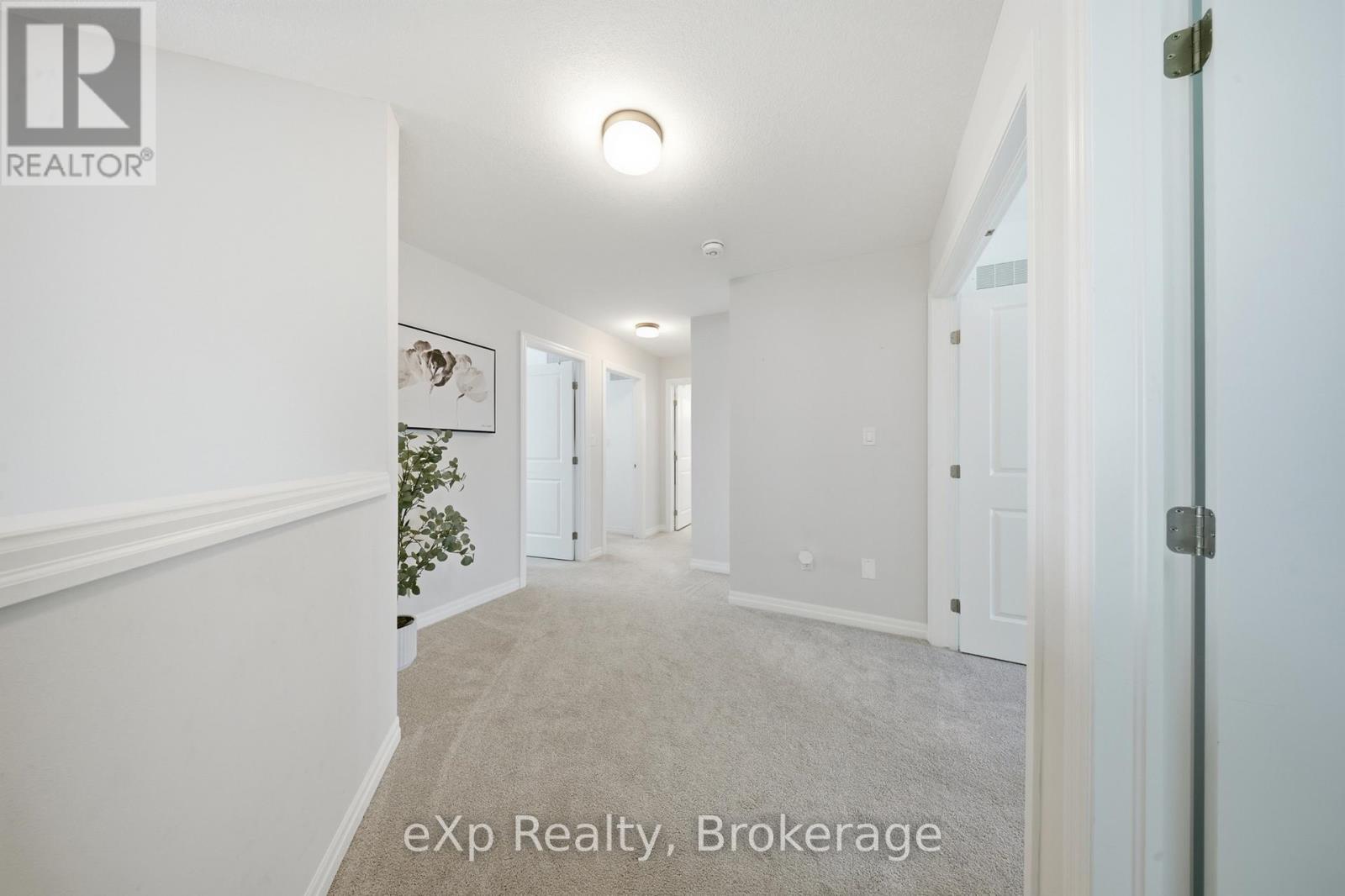 89 Acorn Trail, St. Thomas, ON - Indoor Photo Showing Other Room