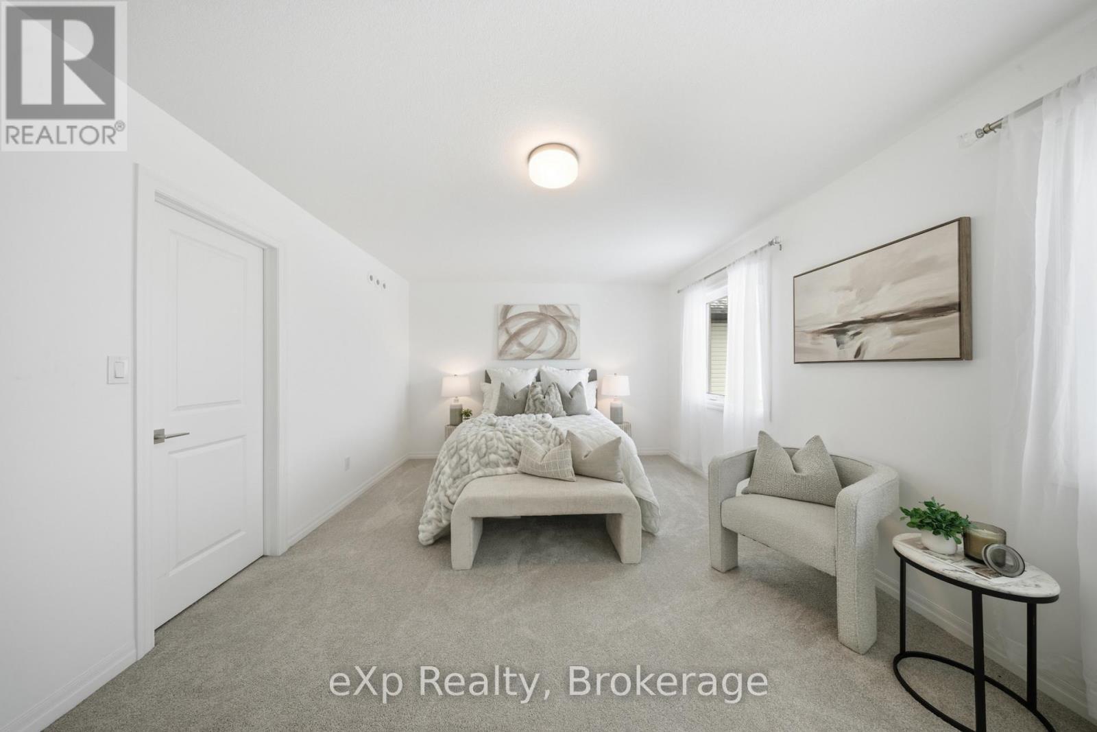 89 Acorn Trail, St. Thomas, ON - Indoor Photo Showing Other Room