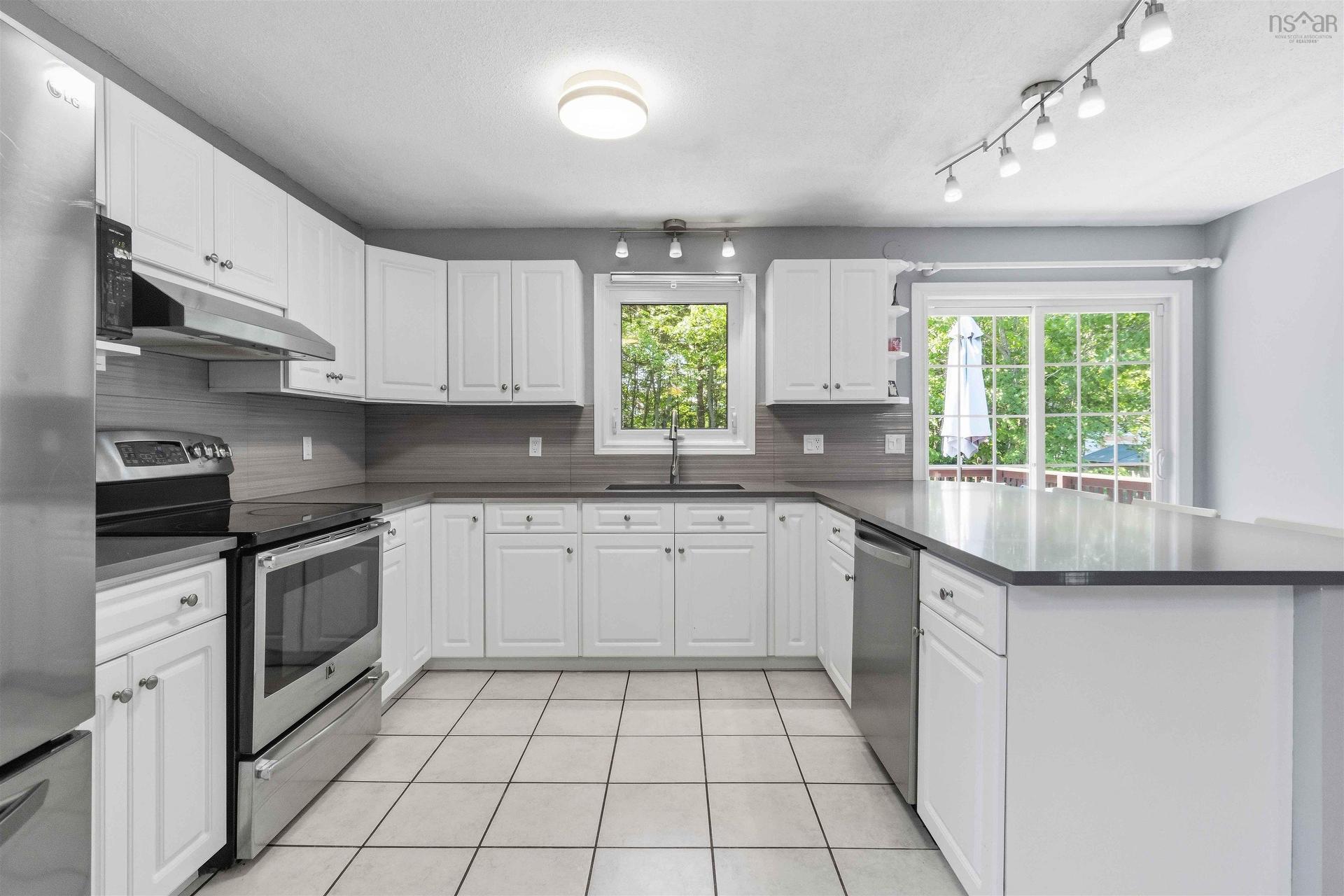 28 Hallmark Crescent, Cole Harbour, NS