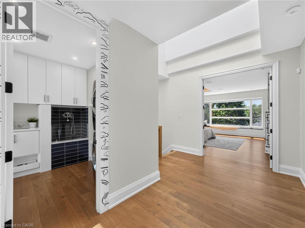 5178 Hunter Drive, Burlington, ON - Indoor