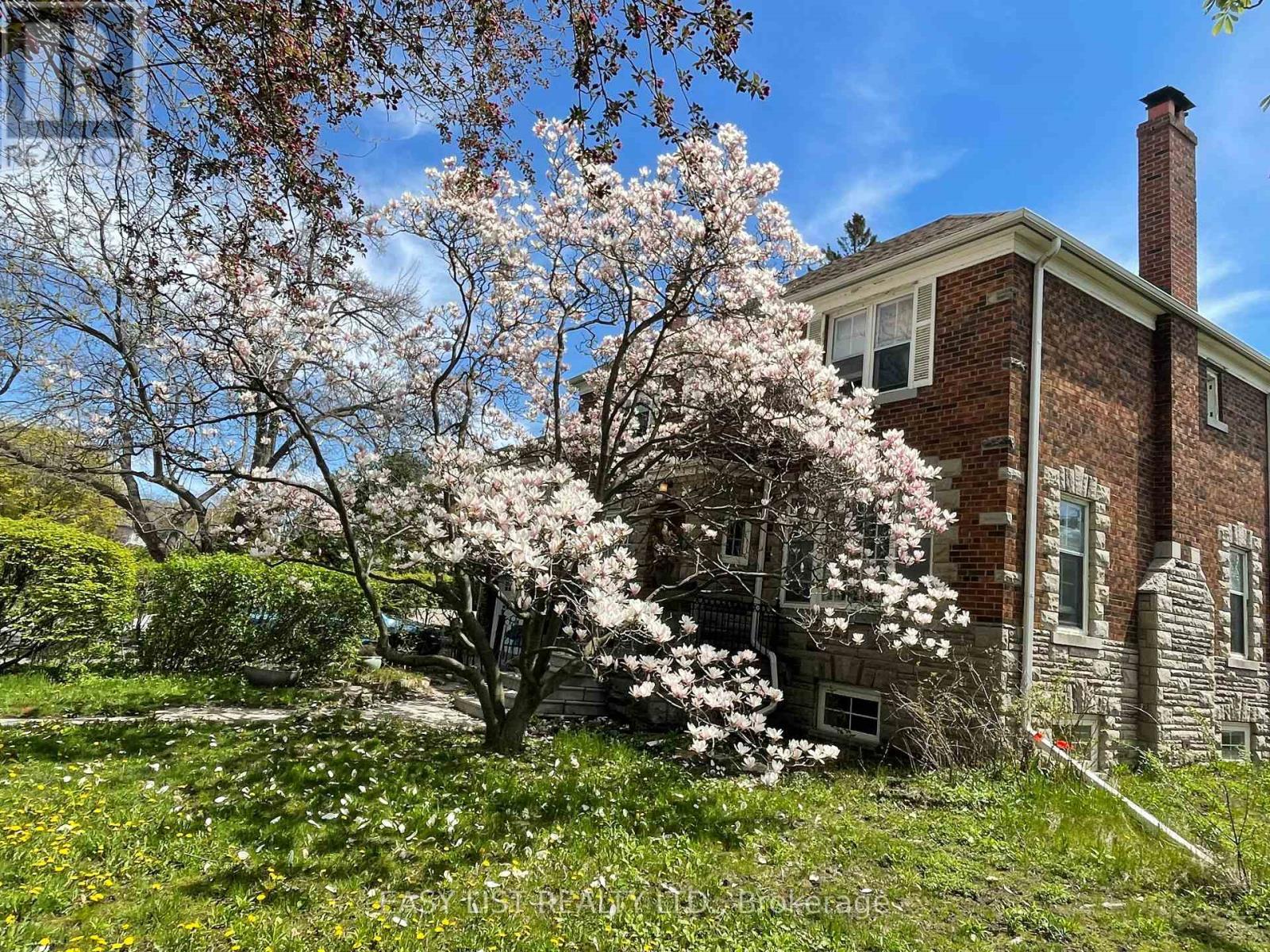 205 Ridley Boulevard, Toronto, ON - Outdoor