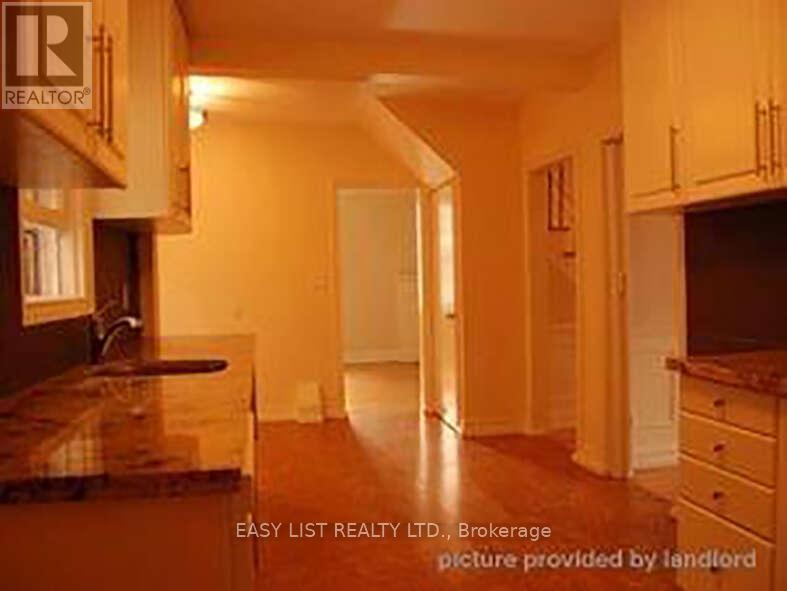 205 Ridley Boulevard, Toronto, ON - Indoor Photo Showing Other Room