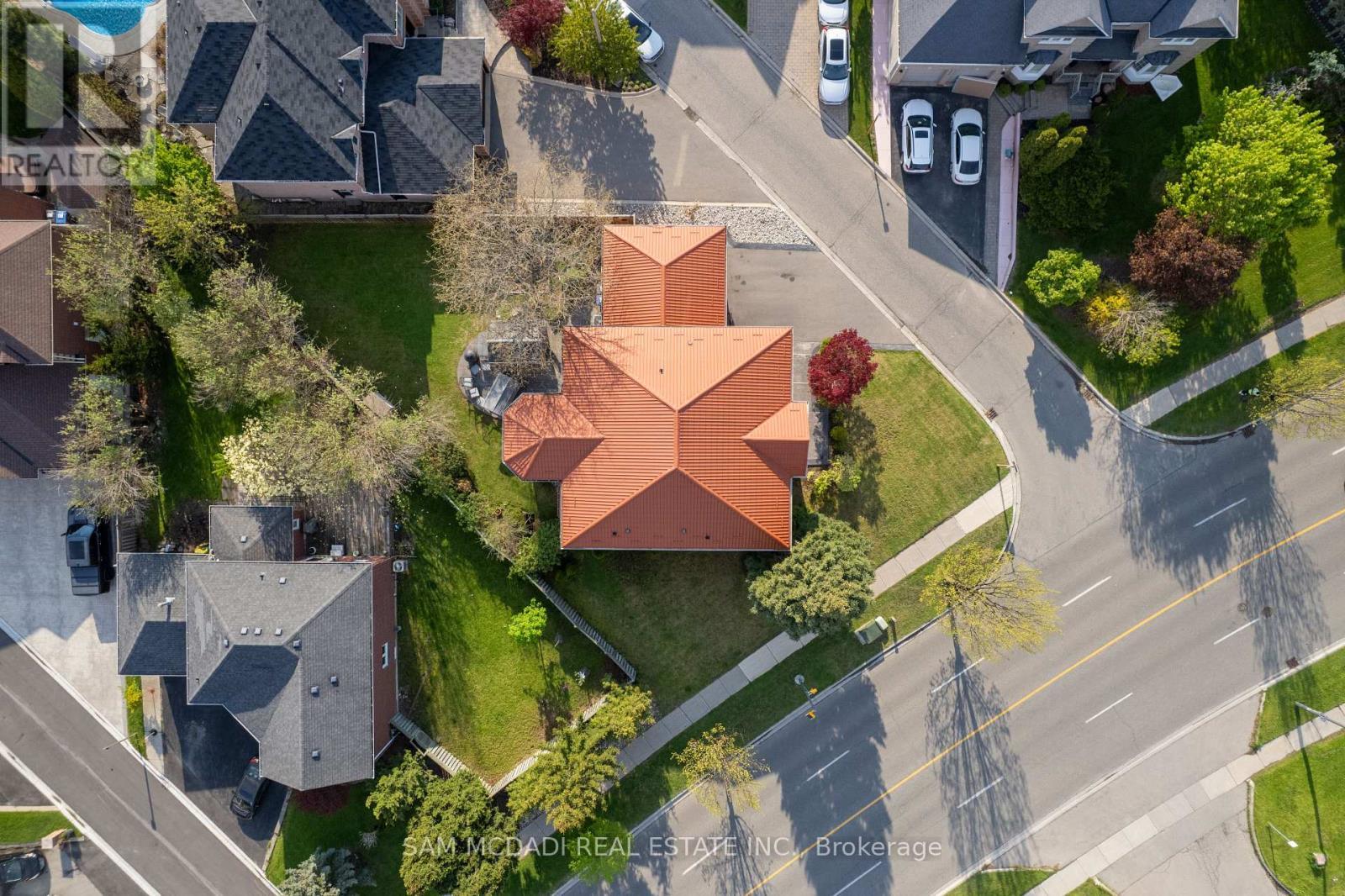 3605 Trelawny Circle, Mississauga, ON - Outdoor With View