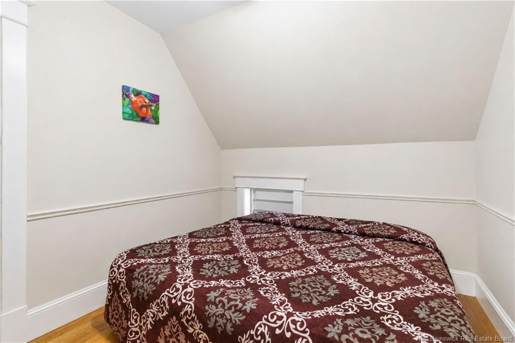 117 Elmwood Dr, Moncton, NB - Indoor Photo Showing Bedroom
