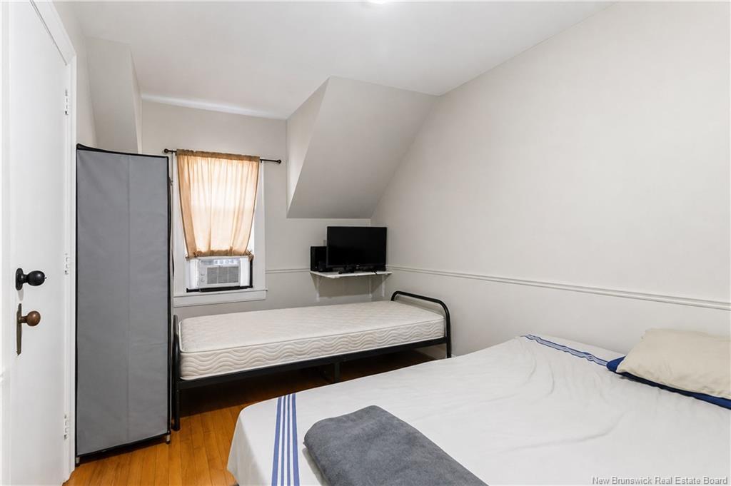 117 Elmwood Dr, Moncton, NB - Indoor Photo Showing Bedroom