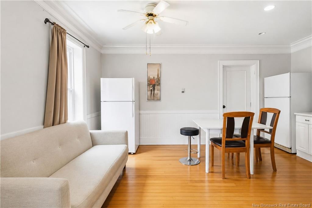 117 Elmwood Dr, Moncton, NB - Indoor