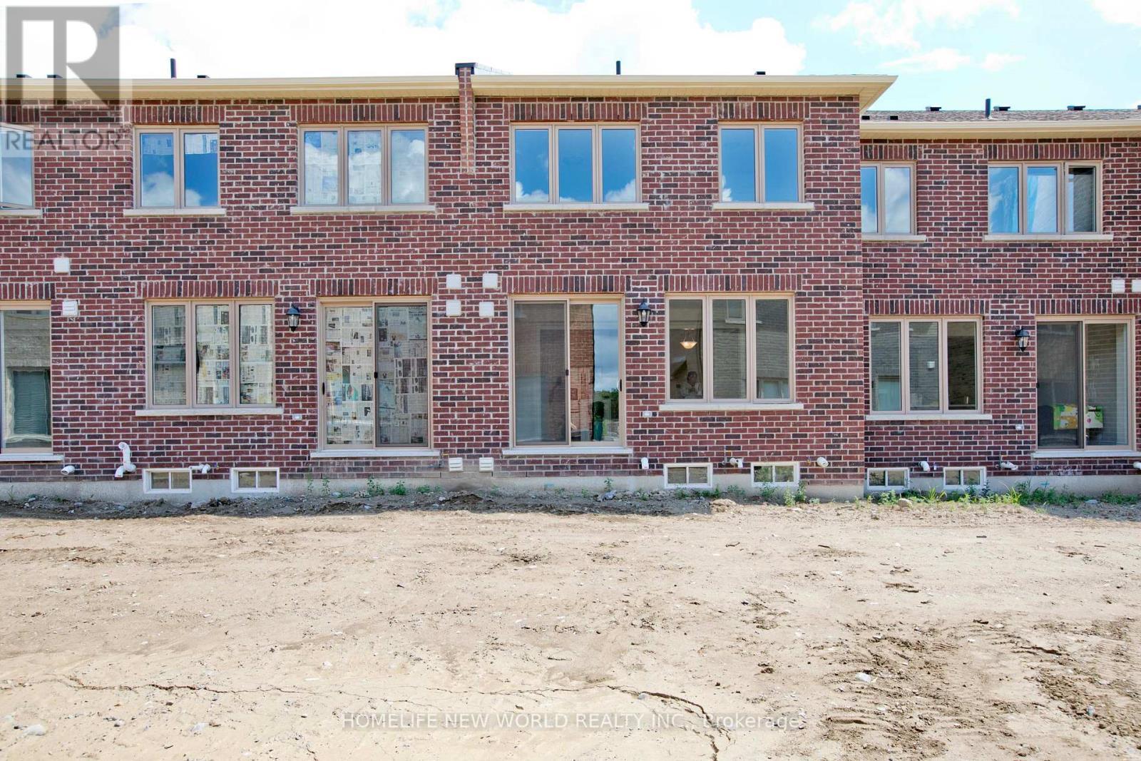 2970 Gatestone Path, Pickering, ON - Outdoor