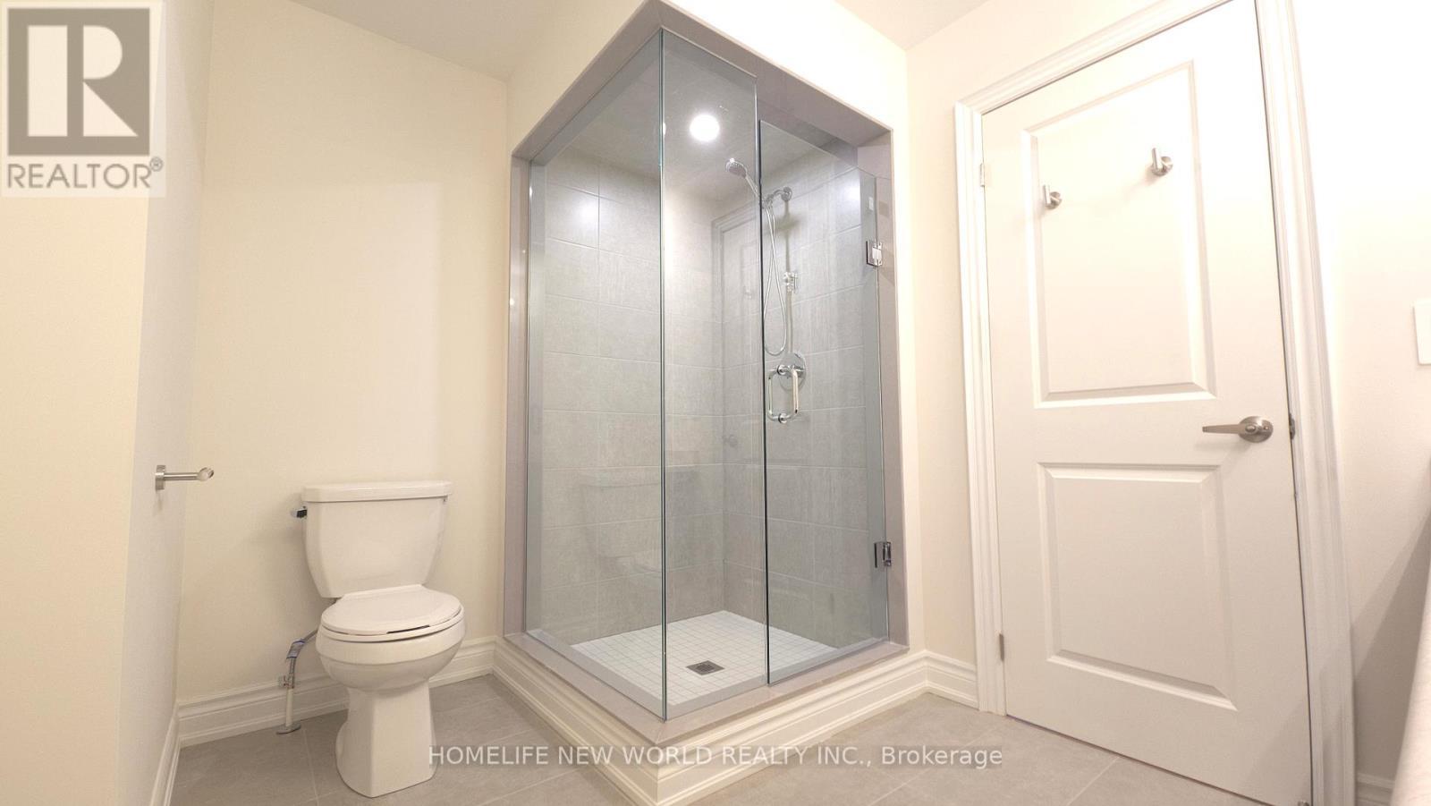 2970 Gatestone Path, Pickering, ON - Indoor Photo Showing Bathroom