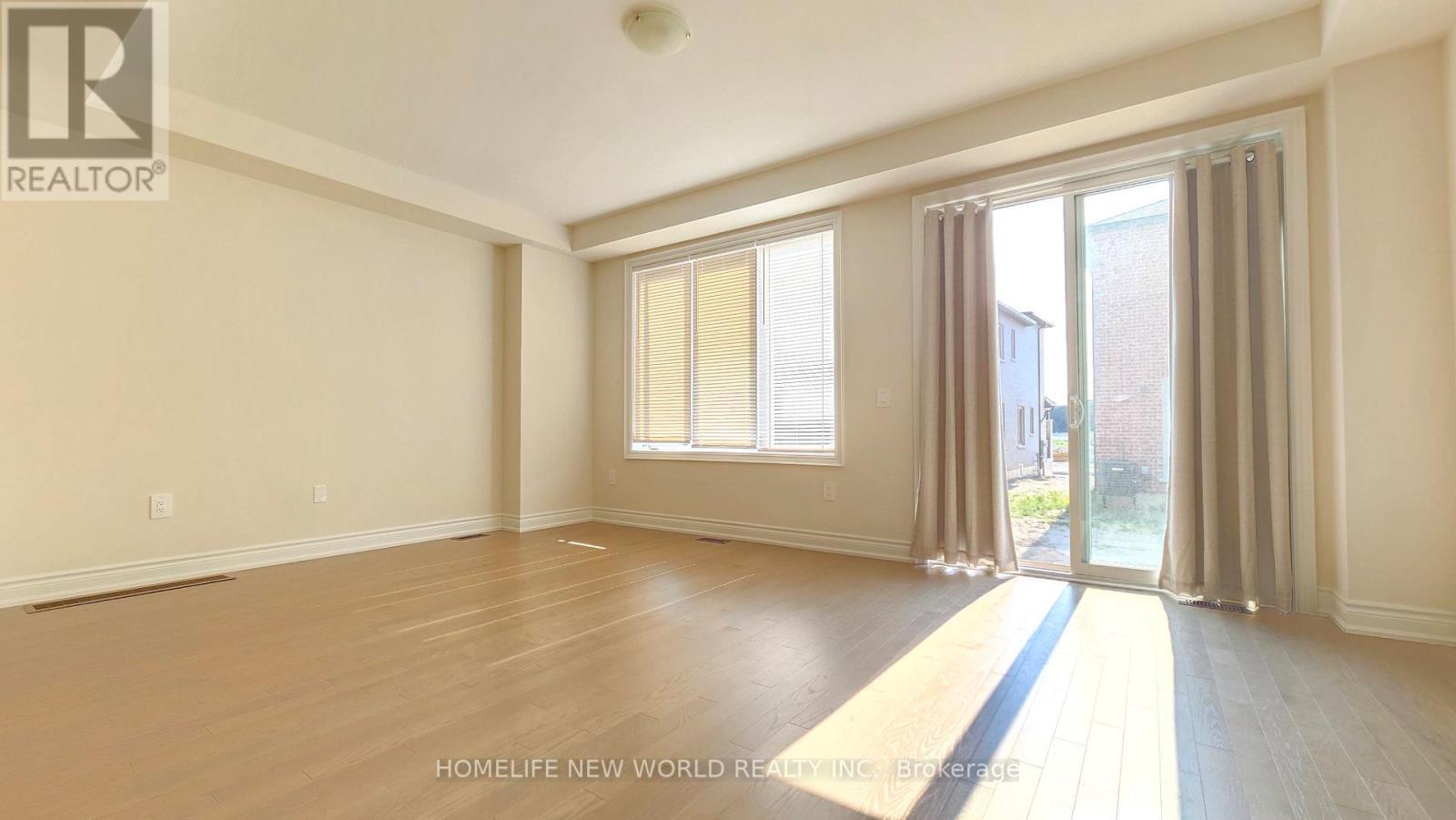 2970 Gatestone Path, Pickering, ON - Indoor Photo Showing Other Room