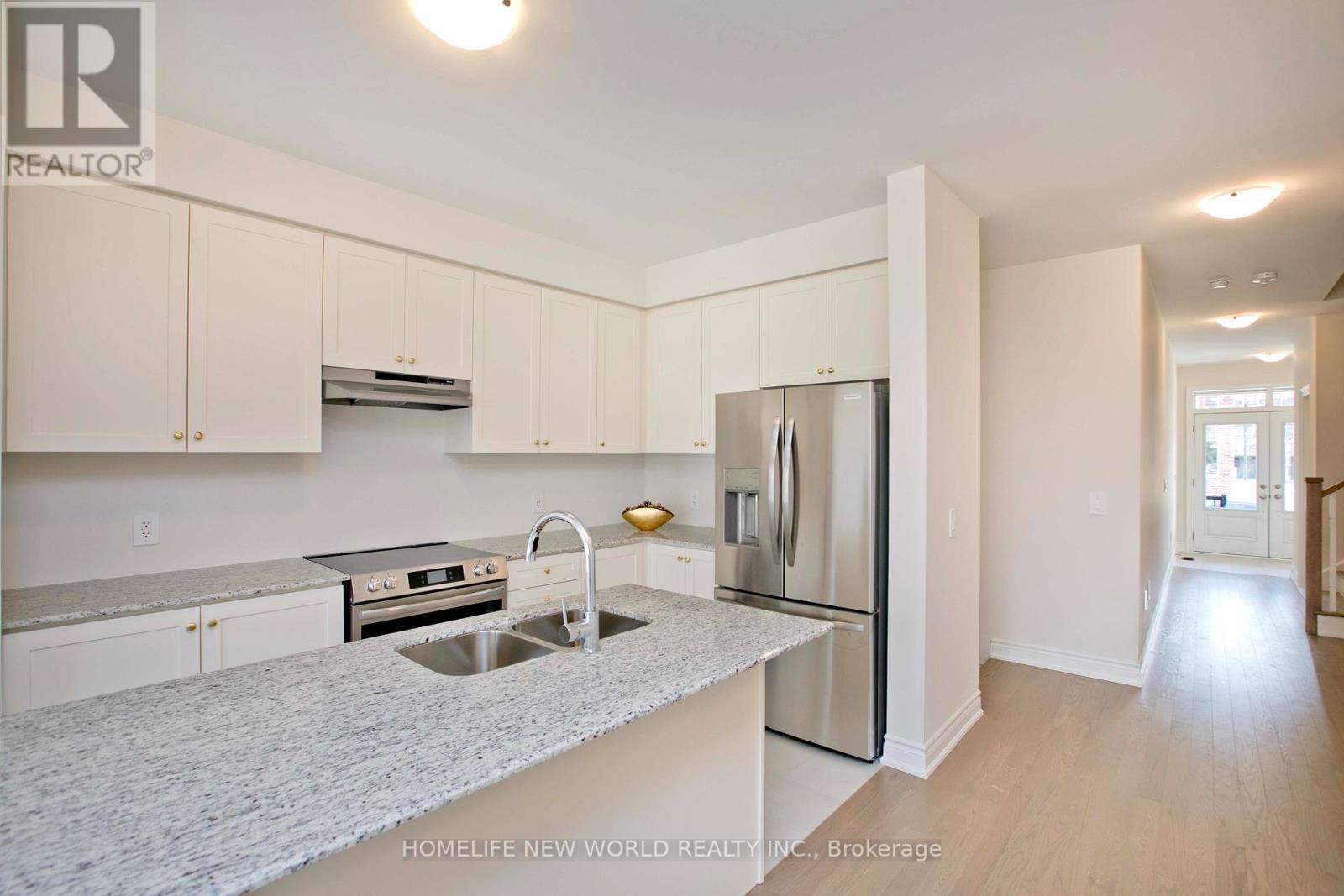 2970 Gatestone Path, Pickering, ON - Indoor Photo Showing Kitchen With Stainless Steel Kitchen With Double Sink With Upgraded Kitchen