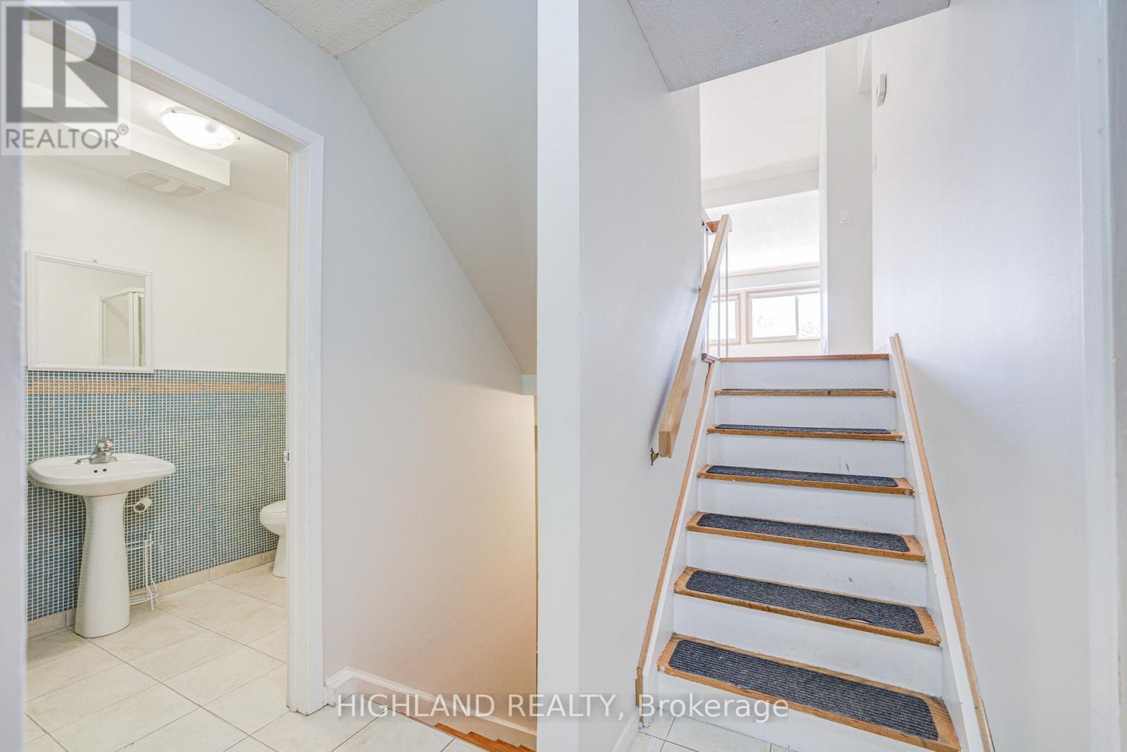 2075 South Millway, Mississauga, ON - Indoor Photo Showing Other Room