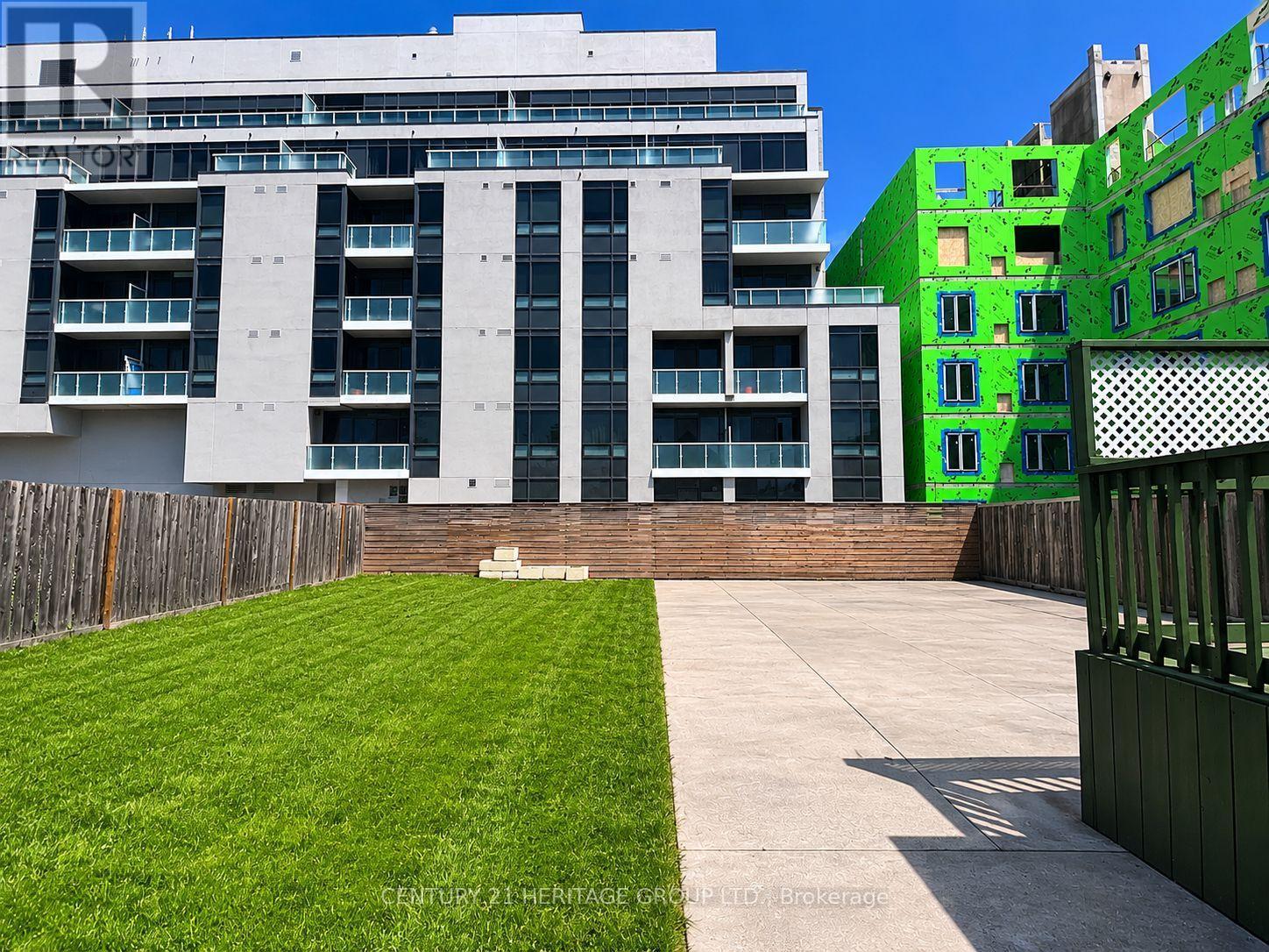 406 Jackson Street W, Hamilton, ON - Outdoor
