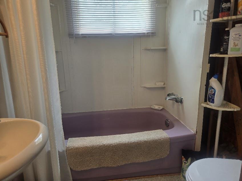 70 Andersens Road, Marshville, NS - Indoor Photo Showing Bathroom