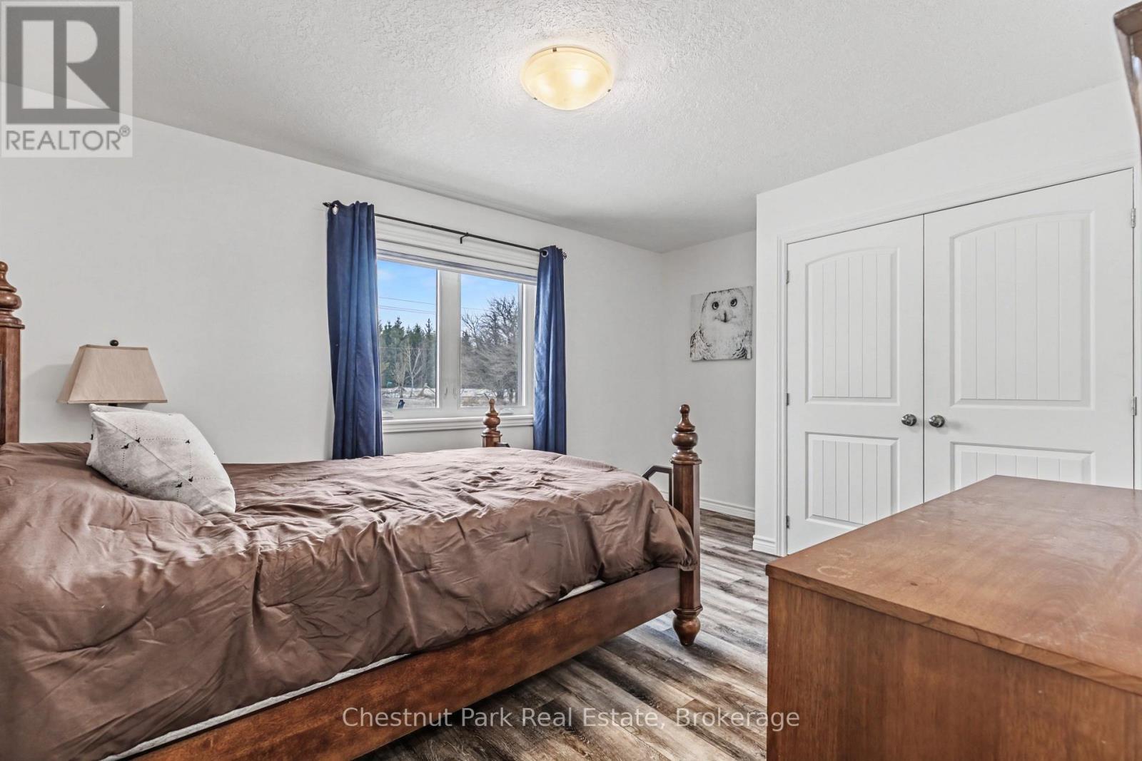 1415 Concession Rd 6, Kincardine, ON - Indoor Photo Showing Bedroom