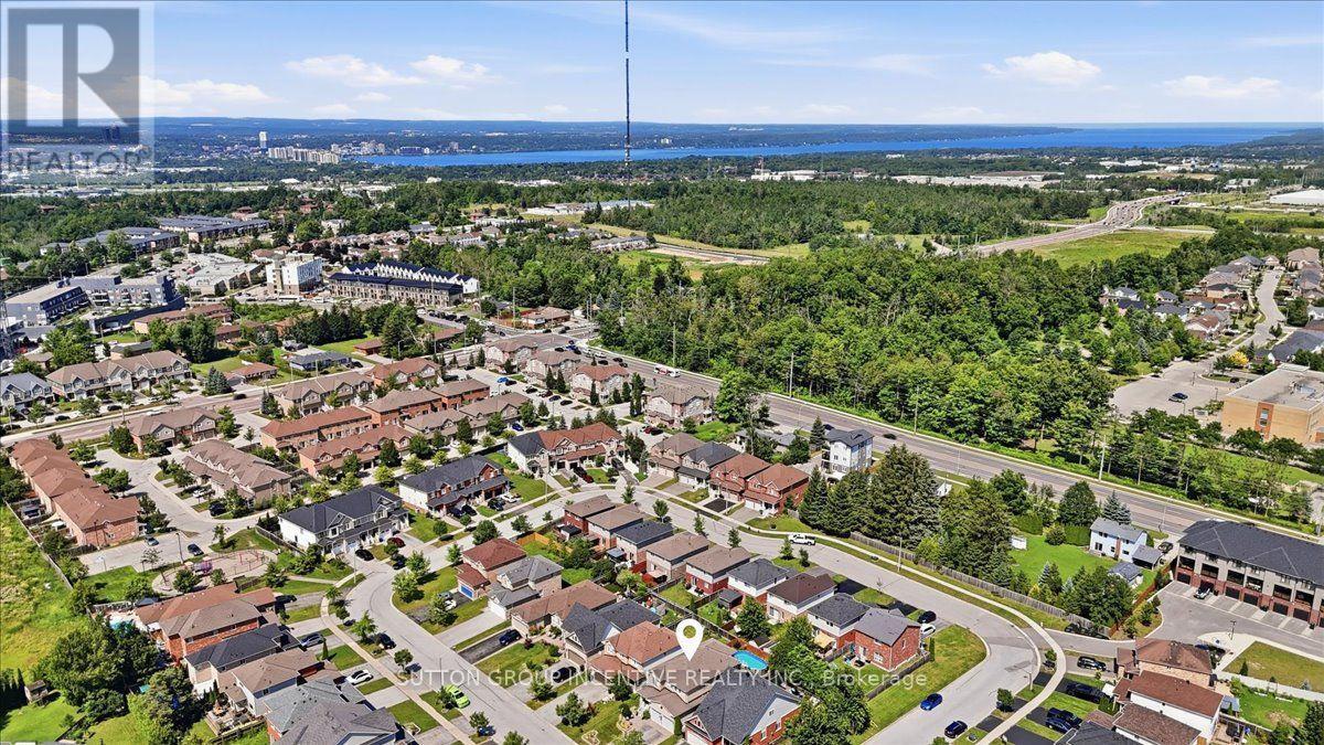 17 White Crescent, Barrie, ON - Outdoor With View