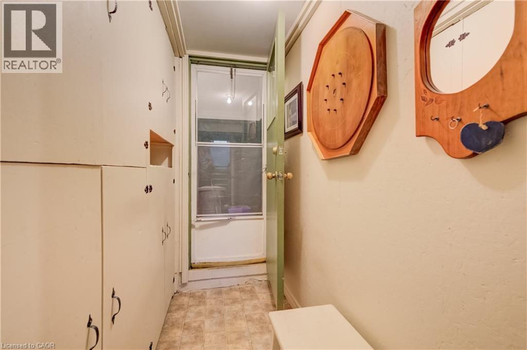 291 Villa Place, Waterloo, ON - Indoor Photo Showing Other Room