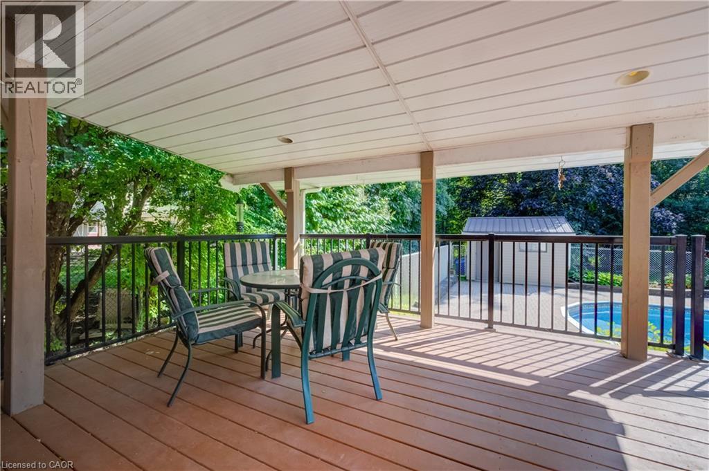 291 Villa Place, Waterloo, ON - Outdoor With Deck Patio Veranda With Exterior