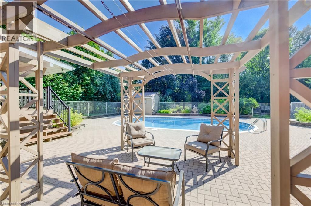 291 Villa Place, Waterloo, ON - Outdoor With Deck Patio Veranda
