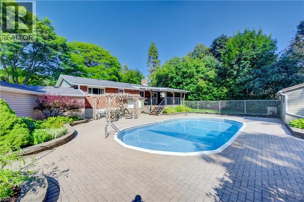 291 Villa Place, Waterloo, ON - Outdoor With In Ground Pool With Backyard