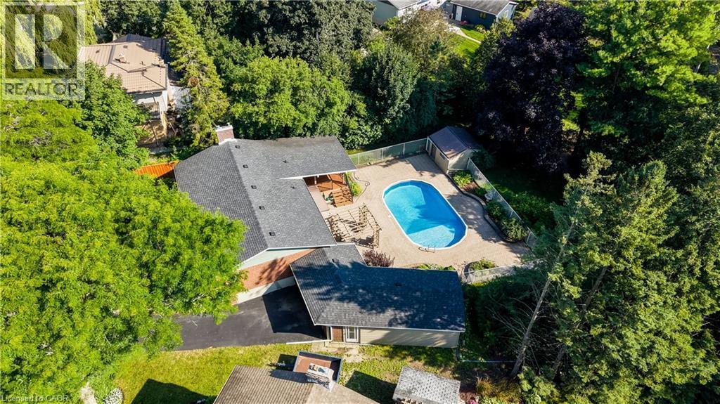 291 Villa Place, Waterloo, ON - Outdoor With In Ground Pool