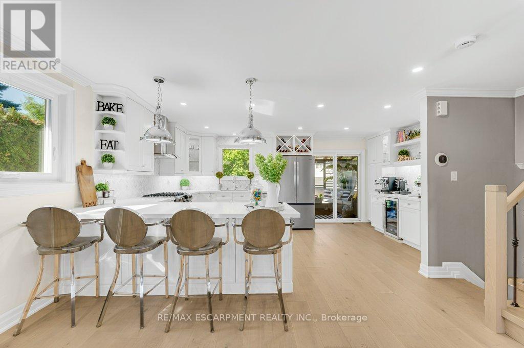 1482 Epping Road, Burlington, ON - Indoor