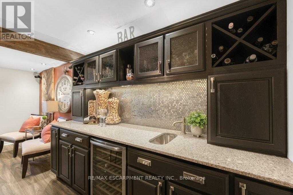 1482 Epping Road, Burlington, ON - Indoor