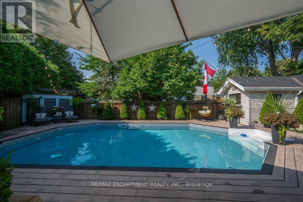 1482 Epping Road, Burlington, ON - Outdoor With In Ground Pool