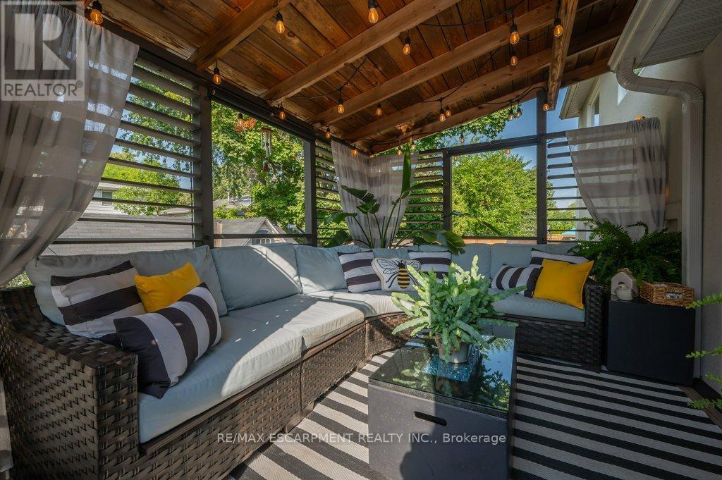1482 Epping Road, Burlington, ON - Outdoor With Deck Patio Veranda