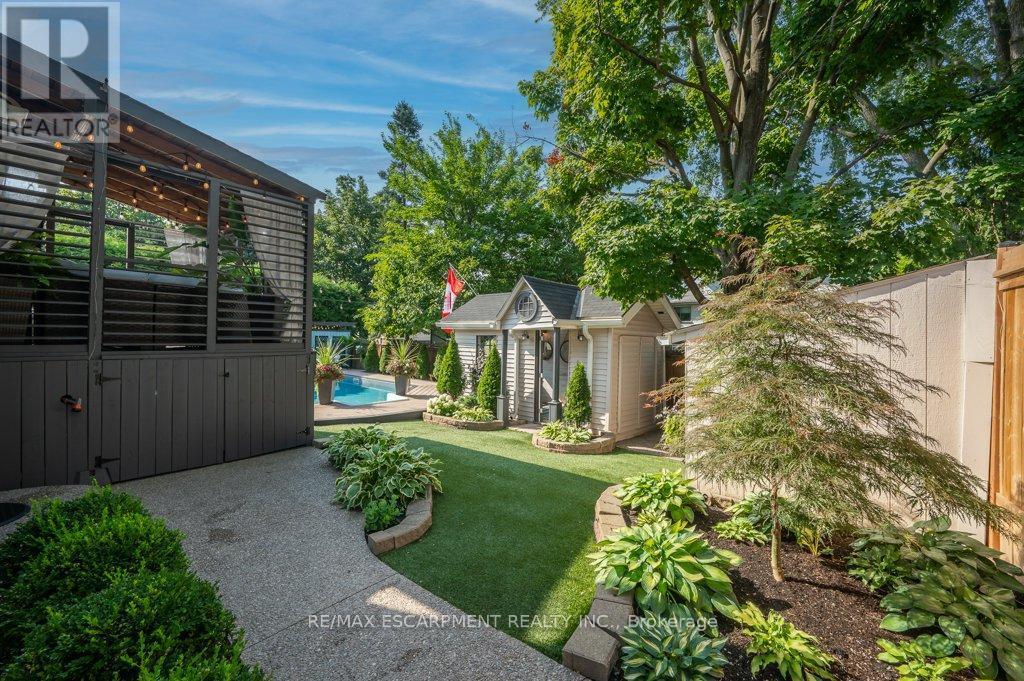 1482 Epping Road, Burlington, ON - Outdoor