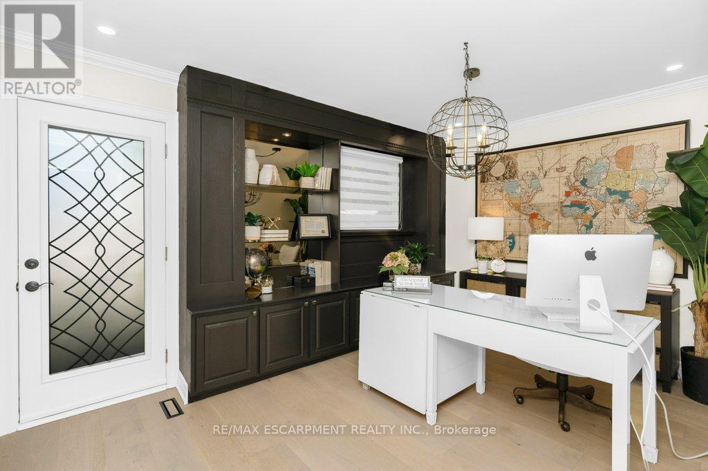 1482 Epping Road, Burlington, ON - Indoor Photo Showing Office